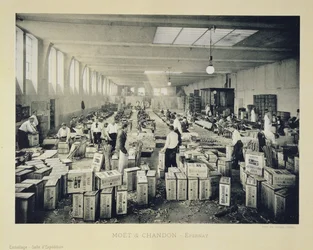 Csomagolódobozok szállításhoz, a La France Vinicole-tól, kiadó: Moet & Chandon, Epernay (photolith)