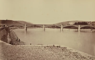 Adományozók. Viaduc