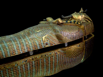 Egyiptomi ókor: szarkofág Tutanhamon kincséből (Tutanhamon vagy All-Ankh-amun)