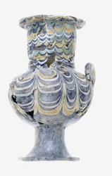 Váza, ie 1390-1353 körül (üveg)