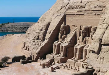 II. Ramesszé templomának homlokzata, Abu Szimbel, Egyiptom, Újbirodalom, XIX. dinasztia