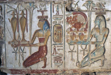 Felajánló jelenet, dombormű, II. Ramszesz temploma, Abydos, Egyiptom, egyiptomi civilizáció, Újbirodalom, XIX. dinasztia (fotó)