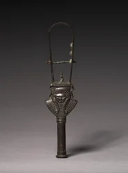 Íves Sistrum, ie 380-343