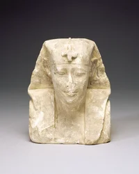 Szobrászok királymodellje, lehetséges I. vagy II. Ptolemaiosz (mészkő)