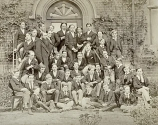 Házi fénykép az Eton College-ban, 1870-es évek