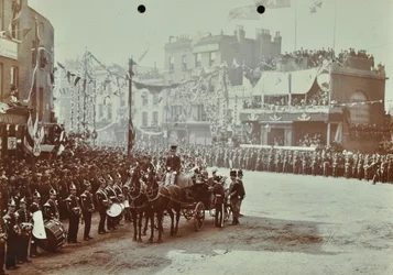 Blackwall alagút: a walesi herceg, később VII. Edward király és Alexandria hercegnő jelenléte az alagút ünnepélyes megnyitóján, 1897-ben