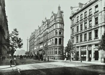 Northumberland Avenue, 1895