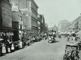 Shoreditch High Street: észak felé nézve, 1896