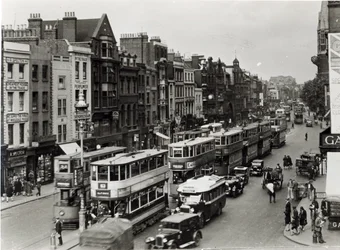 Whitechapel High Street, London, 1930 körül