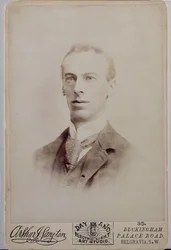 Arthur Rackham (1867-1939) portréja (szépia fotó)