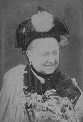 Viktória királynő (1819-1901) jubileumi portréja nevetve, 1887. június 21. (szépia fotó)