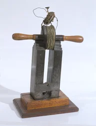 Egy nyers induktor, amellyel Michael Faraday (1791-1867) felfedezte az indukció törvényét