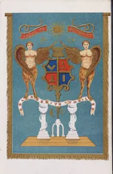 Szabadkőműves páholy emblémája angyalokkal díszített címerrel
