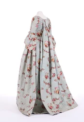 Egy zsákos ruha oldalnézete, 1760-as évek (brokátos selyem)
