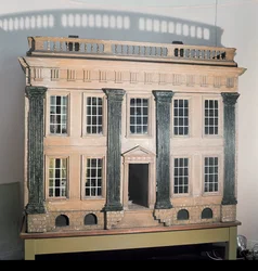 A Nagy Ház angol babaház, 1750 körül, Cheshire-ből vagy Lancashire-ből származik (fa)