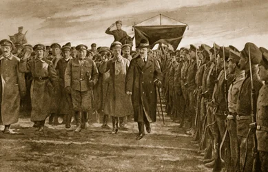 Trockij, Oroszország Bolsevizmus hadbiztosa, a Vörös Hadsereg elitjét alkotó lettek ezredének ellenőrzése, 1914-1919