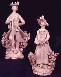 Két worcesteri figura, amelyet egy bocage, Dr. Wall korszak támogat