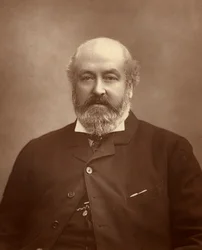 Cecil Howard brit színházi kritikus, 1888