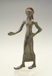 Táncoló lány (bronz)