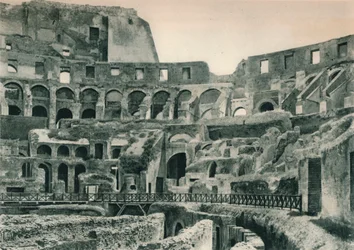 A Colosseum belseje, Róma, Olaszország, 1927