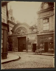 Egy magánpalota bejárata, Rue Vieille du Temple 47.