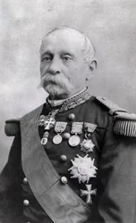 Victor-Louis-Francois február portréja