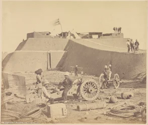 Központi személyzet, Pehtang Fort
