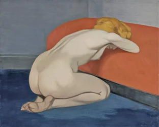 Meztelen nő egy vörös kanapé előtt térdel, 1915