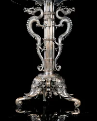 Egy francia „Japonisme” ezüstözött bronz akvárium és talapzat, Ferdinand Barbedienne, Édouard Lièvre terve, 1880 körül (ezüstös bronz)