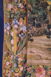 Flamand kárpit. Az Apokalipszis sorozat: Szent Mihály legyőzi a sárkányt. Atelier Willem Dermoyen, Brüsszel. Körülbelül 1553-1555. Részlet.