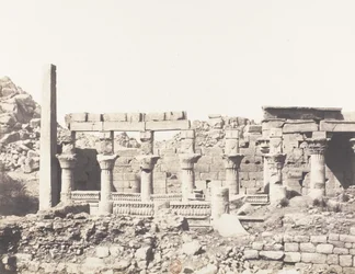 Ile de Fileh Philæ, edifice du Sud et Partie de la Colonnade Occiden..., 1851-52, nyomtatva 1853-54.