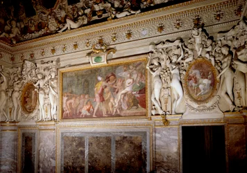 Építészet: Anne de Pisseleu, Étampes hercegnéje (1508-1580), I. Ferenc kedvencének szobája a Fontainebleau-i kastélyban, amelyet Király lépcsőjeként ismernek, részlet. Francesco Primaticcio, más néven Le Primatice (1504-1570) alkotása