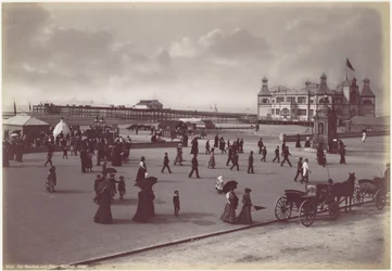 Rhyl. A pavilon és a móló
