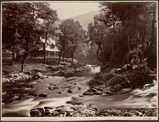 Watersmeet, a házikó és a patakok