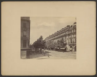 Boulevard des Capucines, Rue Louis le Grand sarok, Párizs