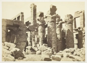 Oszlopok csarnoka