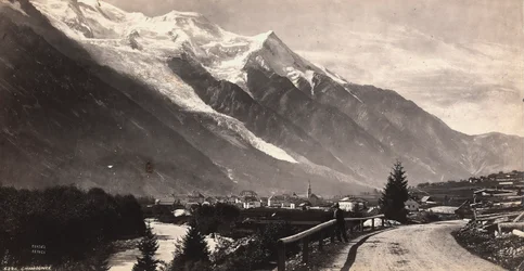 Panorámás kilátás Chamonix-Mont Blanc-ra, Franciaországban