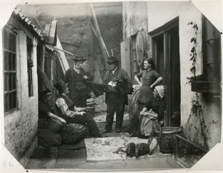 Whitby Fisher Folk, 1885 körül (albumnyomat)