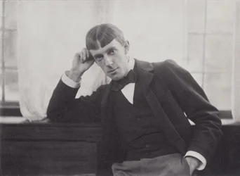 Frederick Evans (1853-1943) portréfotója Aubrey Beardsley-ról (1872-98).