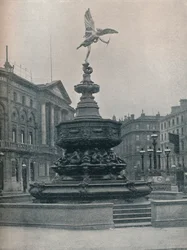 Shaftesbury emlékkút, 1909
