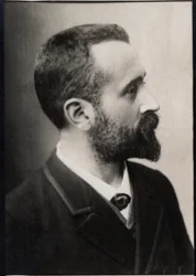Alphonse Bertillon (1853-1914) francia rendőrtiszt és biometrikus kutató portréja.