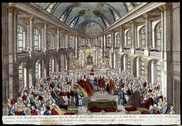 A versailles-i kápolnában 1770. május 16-án Louis Auguste francia delfin (XVI. Lajos) és az osztrák Marie Antoinette által adott menyasszonyi áldás szertartása - metszet
