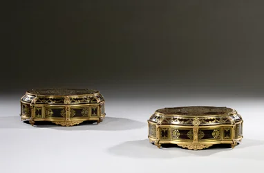 XIV. Lajos koporsója, 1700-15 körül