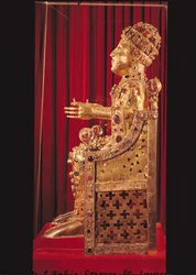 Saint Foy ereklyetartó szobra, 980 körül (arany, ezüst, fa, drágakövek és féldrágakövek) (lásd: 121295 és 162668)