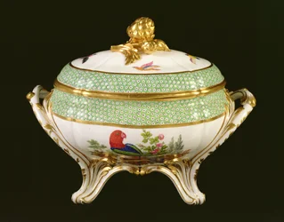 Sevres tureen az Éden-szolgálatból, Pierre-Joseph Rosset festői védjegyek, 1788 (porcelán)