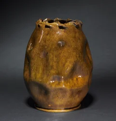 Váza, 1900 körül (kőedény)