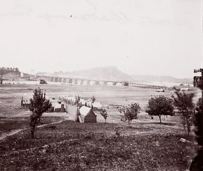 Hídépítő tábor Chattanoogával szemben, kb. 1864.