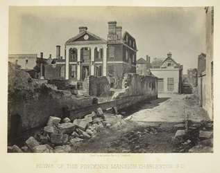 A Pinckney-kastély romjai, Charleston, S.C., 1865.