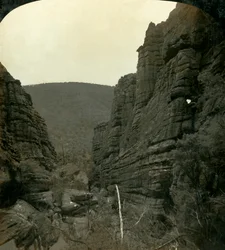 The Grand Canon [sic], Grampians, Victoria, Ausztrália, 1908.
