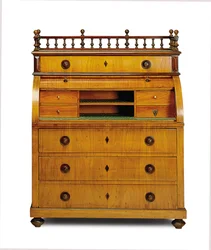 Biedermeier titkárnői komód, 19. század második negyede (dió és mahagóni)